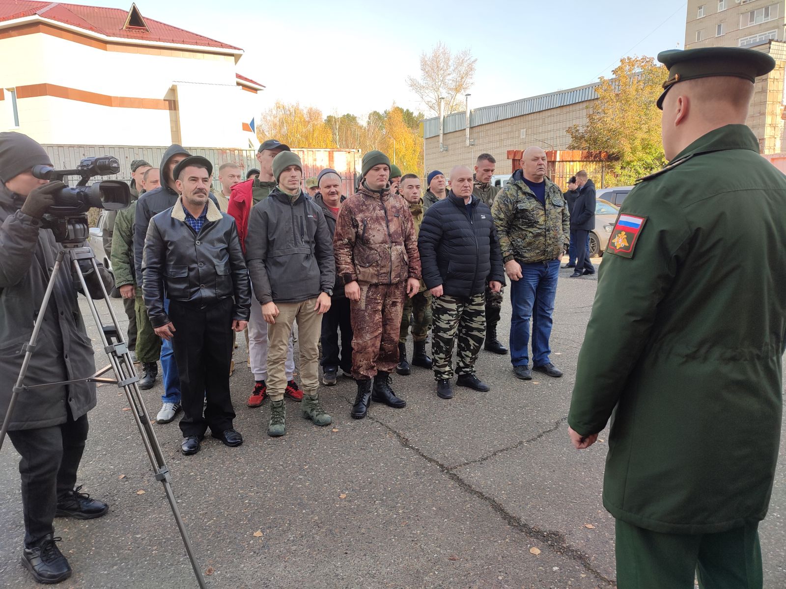 Сегодня в Северске состоялась очередная отправка граждан, призванных на  военную службу в рамках частичной мобилизации. | Администрация ЗАТО Северск